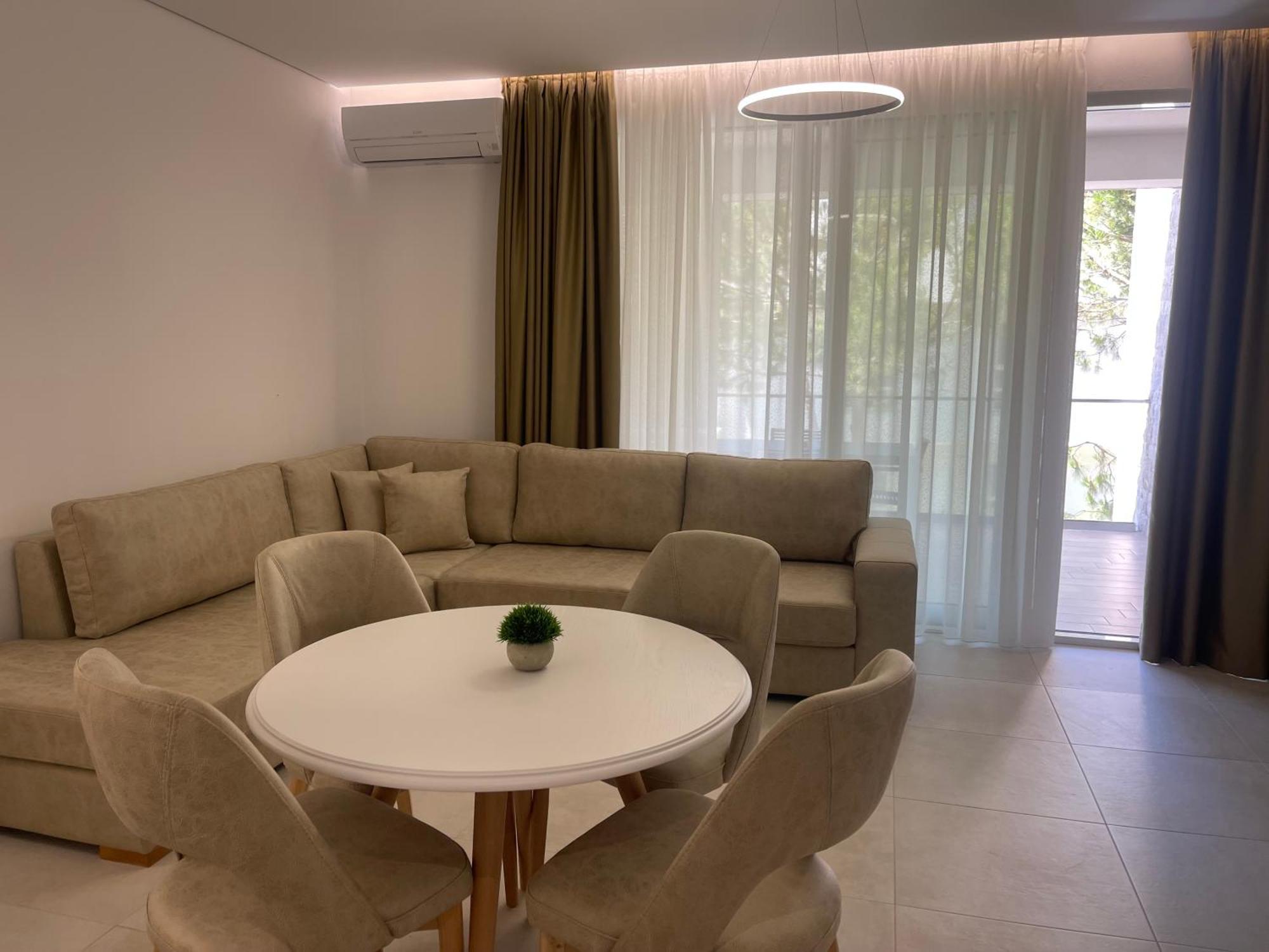 Eme Apartments - Kompleksi San Pietro, Gjiri I Lalzit Durrës Exterior foto